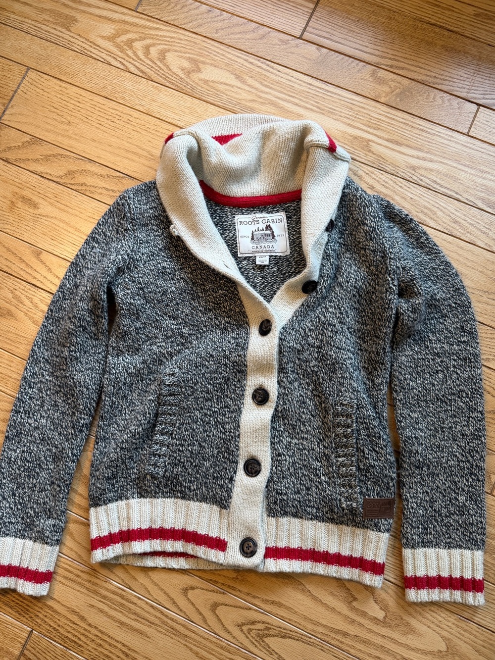 Roots Cabin Sweater Cardigan - Gray/Cream with Red Trim